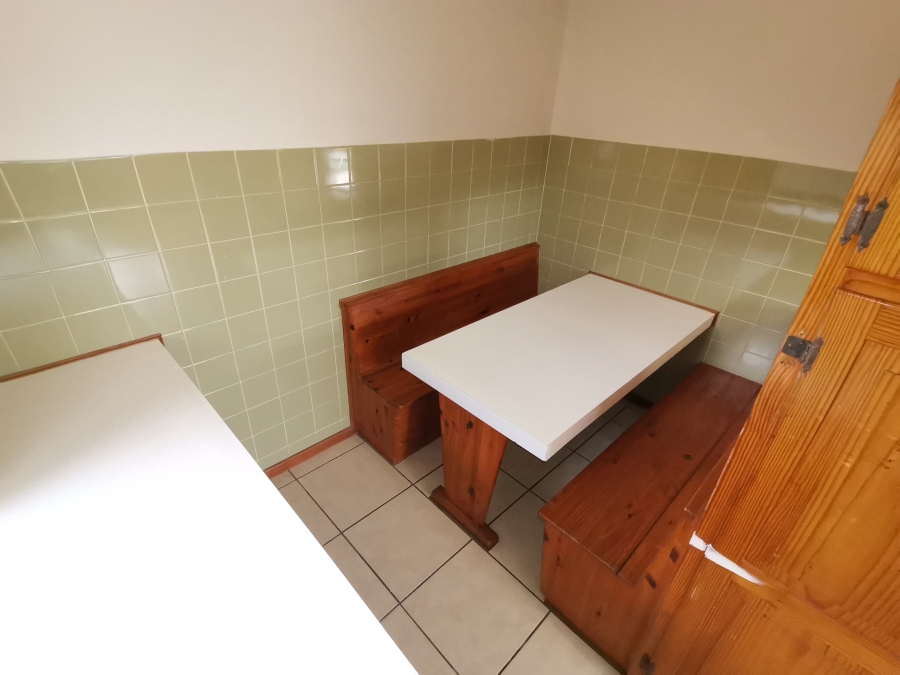 To Let 3 Bedroom Property for Rent in Beacon Bay North Eastern Cape